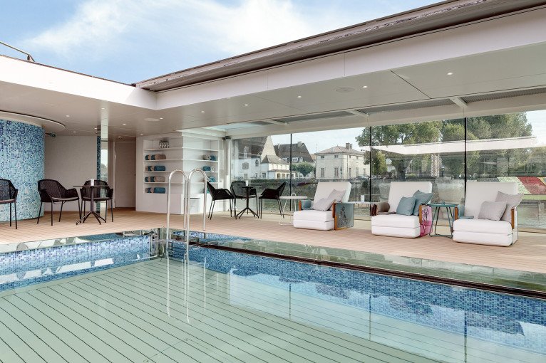 Emerald Serenity Pool