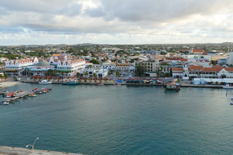 9 Image 9