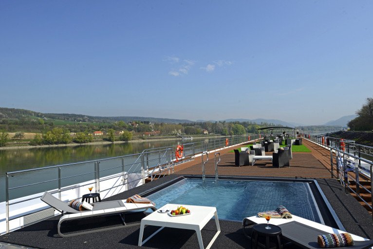 Vitality Pool on Scenic Opal