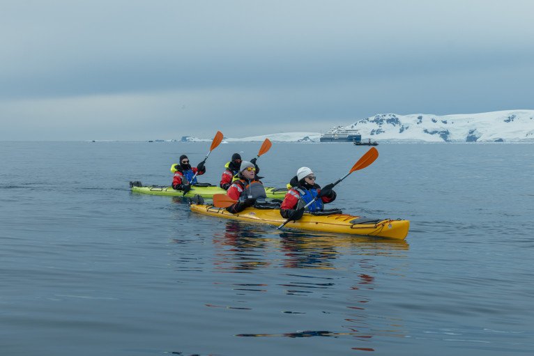 Excursions on SH Minerva