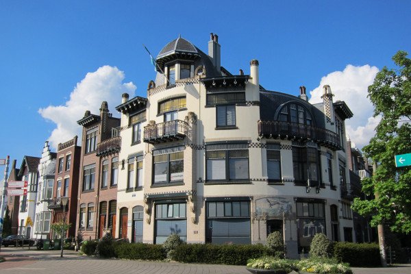 Windmills, Tulips and Belgian Delights