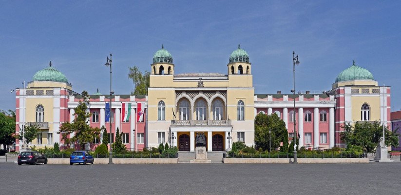 Eastern Europe & Balkans Unveiled with Transylvania
