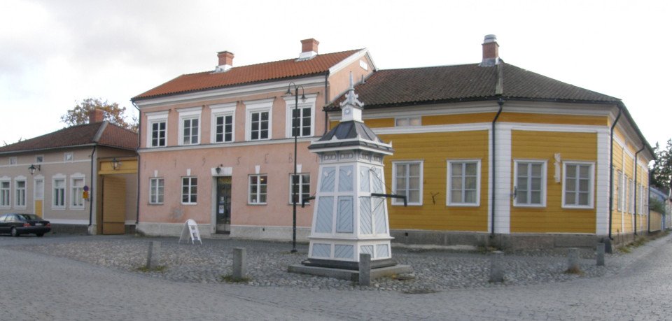 12 Image 12