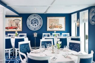 Restaurant on River Queen