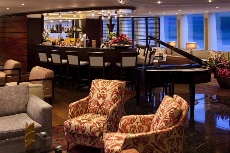 The Lark Lounge & Bar