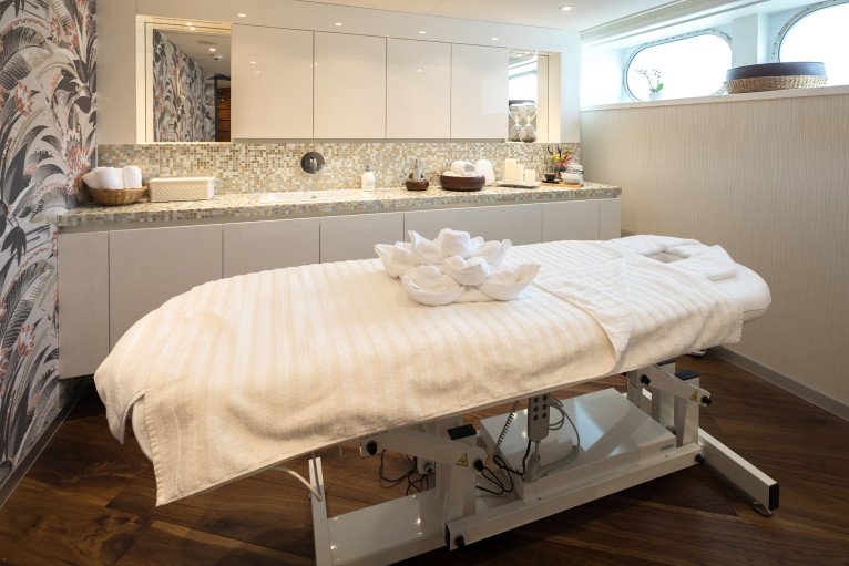 Massage & Hair Salon