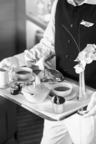 Room Service on Le Dumont-d'Urville