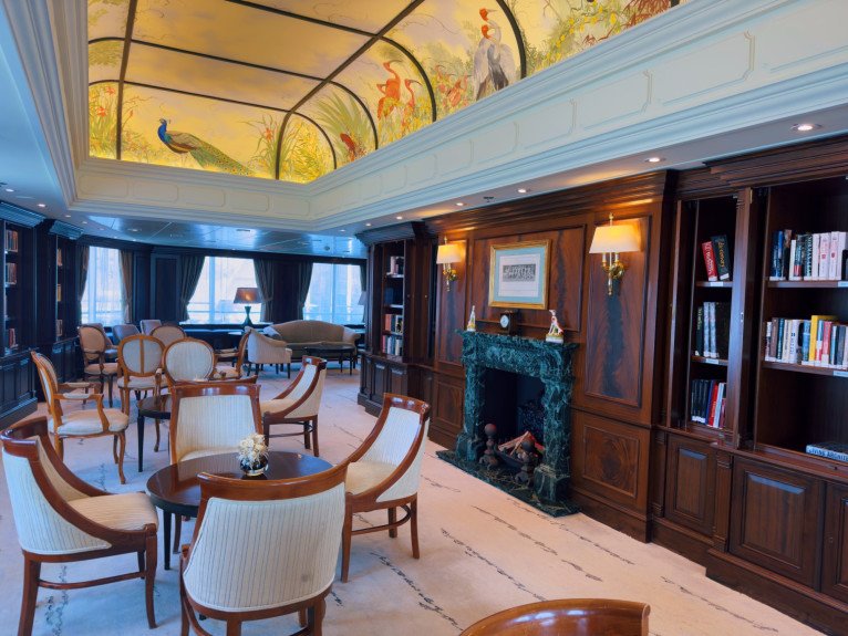 The Drawing Room on Azamara Pursuit