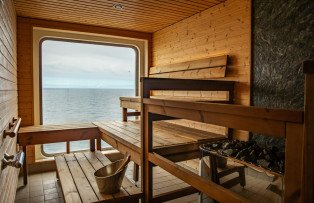 Sauna & Spa on Sylvia Earle