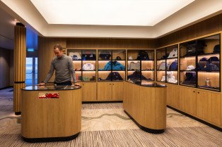 Boutique on SH Vega
