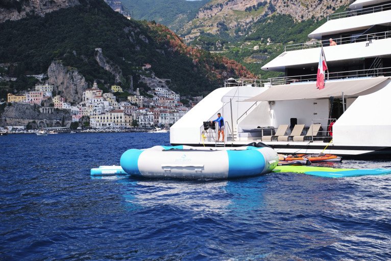Marina Platform on Emerald Sakara