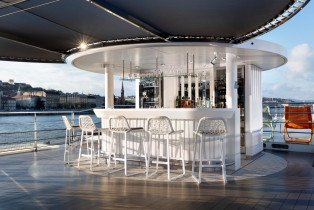 Vista Bar on S.S. Victoria