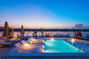 Sun-Deck Pool on AmaLilia