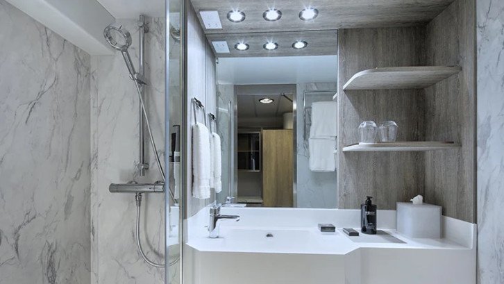 Ultra Deluxe Concierge Class