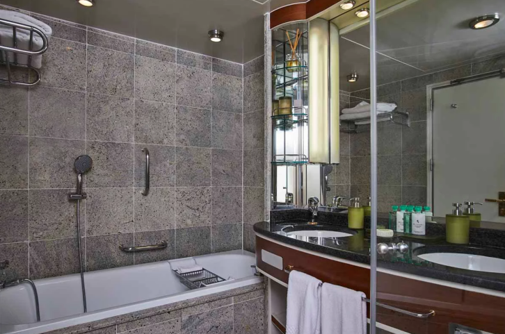 Superior Veranda Suite