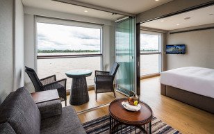 Deluxe Suite on Scenic Spirit
