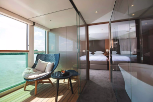 Royal Owner's Suite on Scenic Pearl