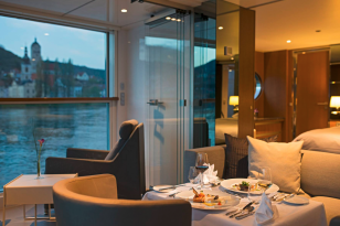 Royal Panorama Suite on Scenic Pearl