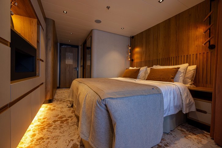 Balcony cabin on SH Vega