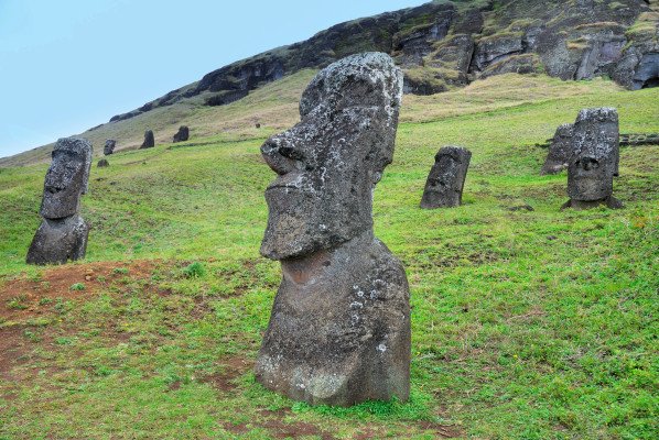 19-Day Easter & Pitcairn Islands: Marooned, Moai & Mutineers