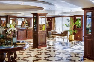 Reception on River Tosca