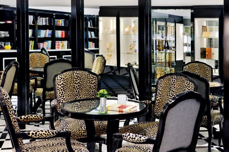 UNIWORLD Boutique River Cruises gallery image
