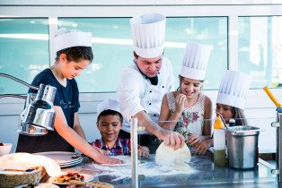 Family Friendly Cruises on S.S. Sphinx