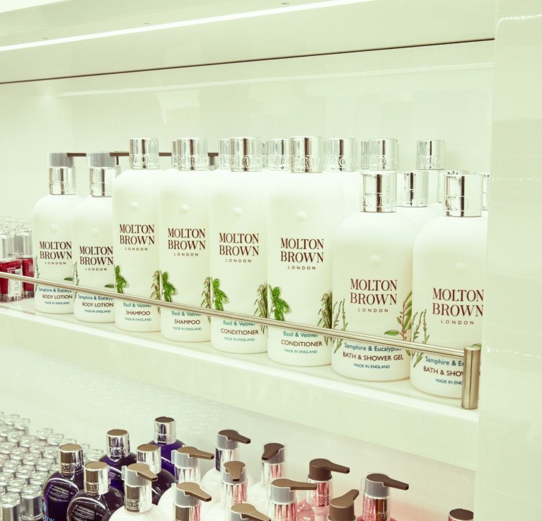 Shops on Seabourn Encore