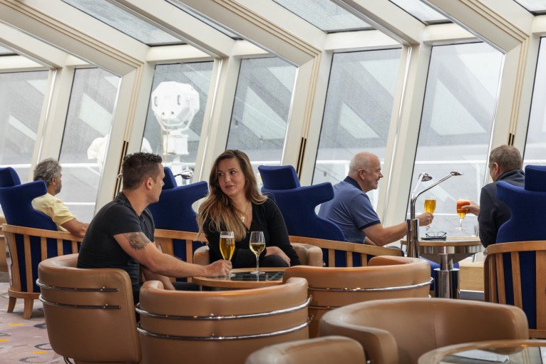 Explorer Lounge & Bar on MS Fram