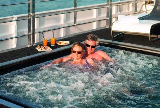 Vitality Pool on Scenic Jewel