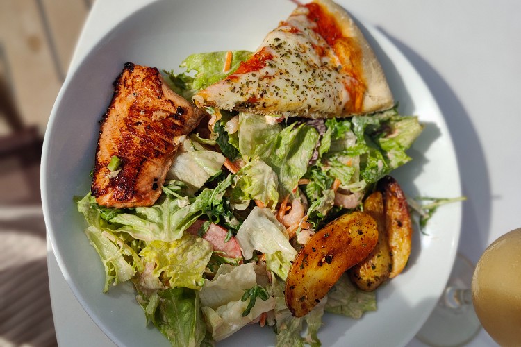 Pool Lunch, Seabourn Ovation