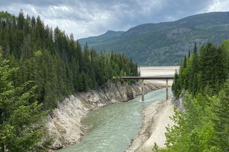 Rocky Mountaineer Mountain Bridge
