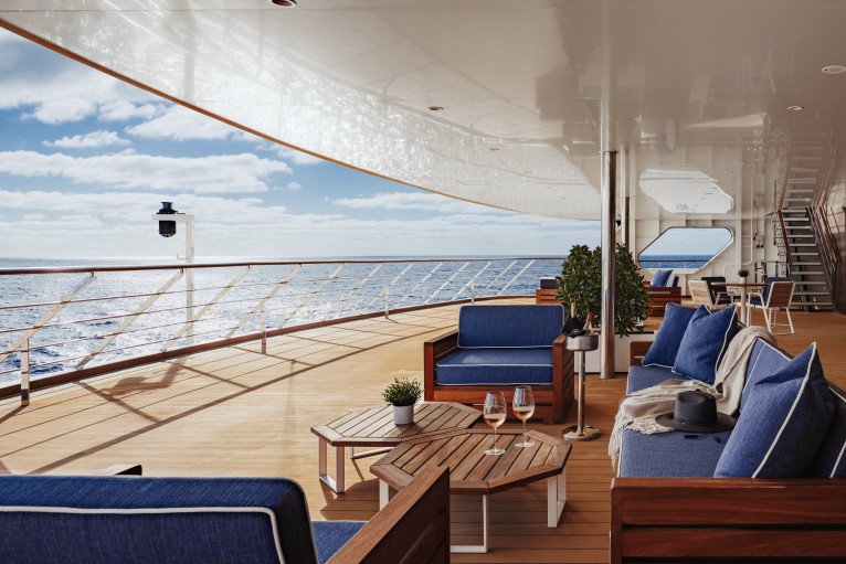 Zephyr Lounge