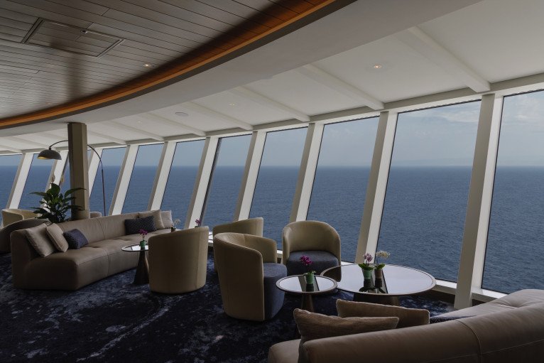 Observation Lounge on Silver Ray