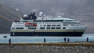 Shore Excursions on MS Fram