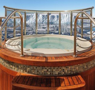 Jacuzzis on Douglas Mawson