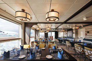 Top Deck Restaurant on Douglas Mawson