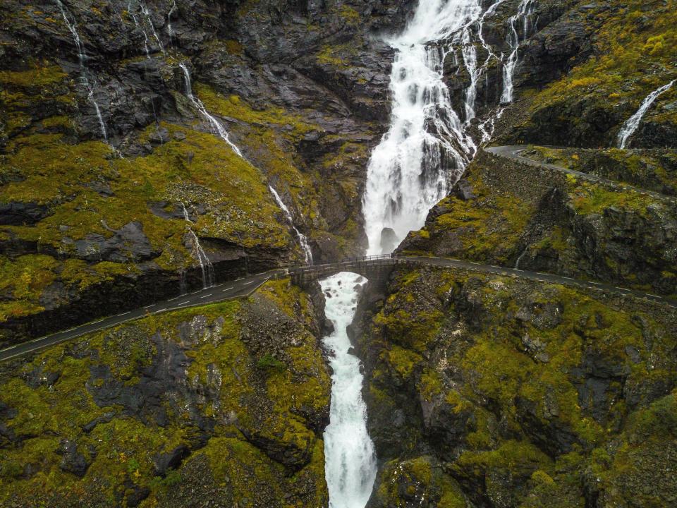 9 Image 9