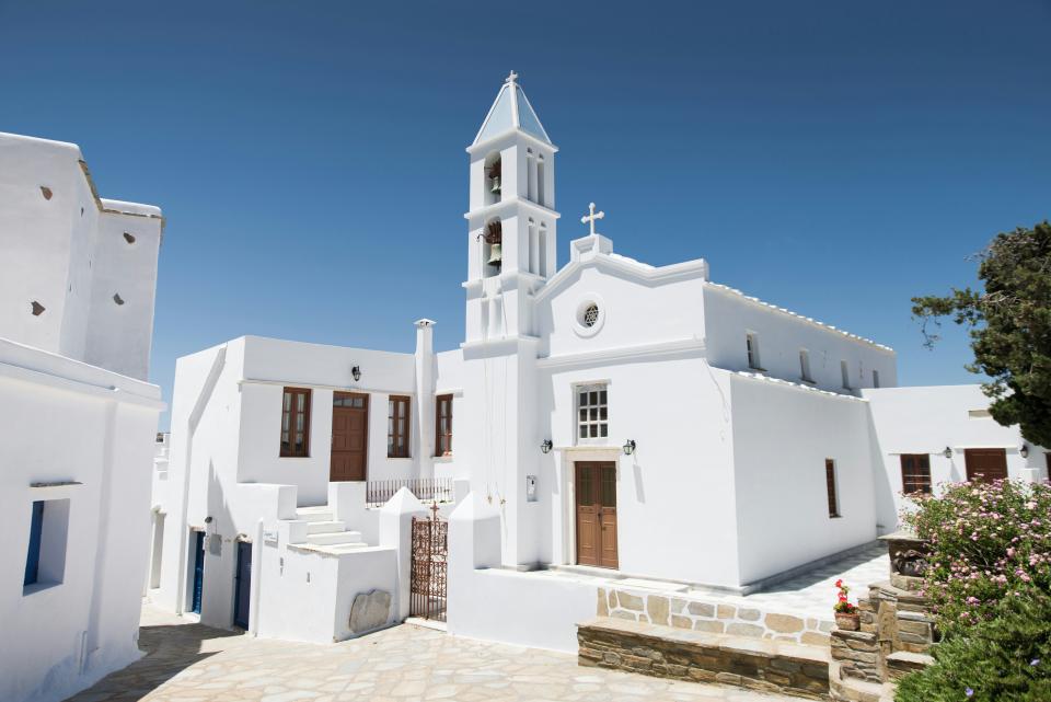 Tinos cruise port
