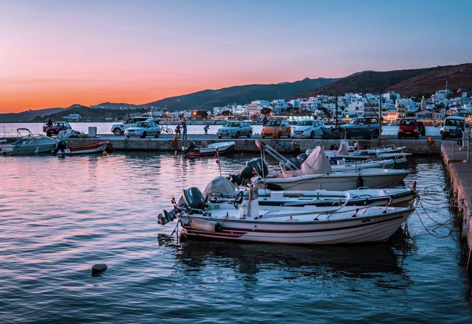 Tinos cruise port