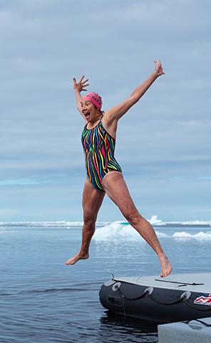 Experiences_PolarPlunge_4_296x480