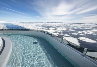 Blue Lagoon Baths on Le Commandant Charcot