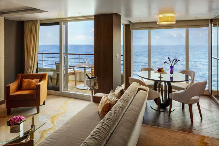 Crystal Penthouse Suite
