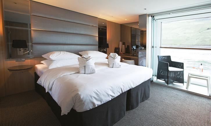 Deluxe Balcony Suite