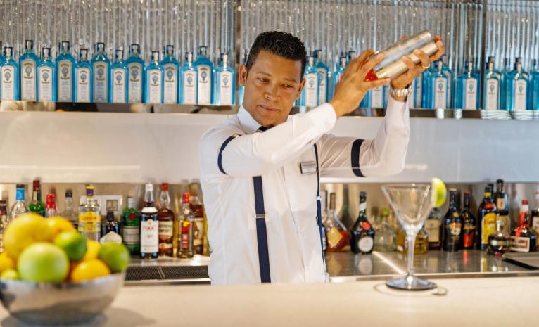 Amici Bar & Lounge