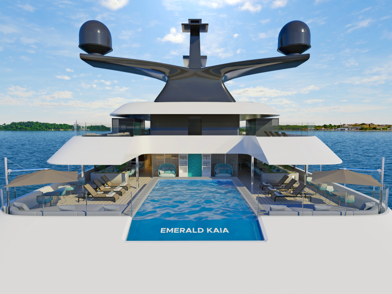 Aqua Pool on Emerald Kaia