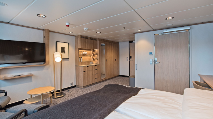 Arctic Superior | Outside cabin - Lower/middle decks