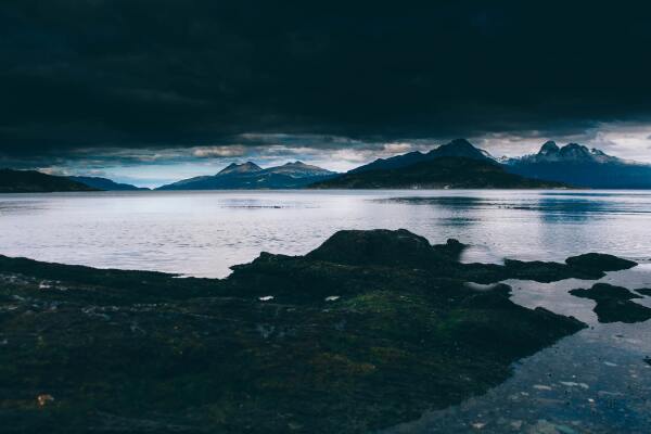 Beyond the Antarctic Circle – In the Wake of Jean-Baptiste Charcot