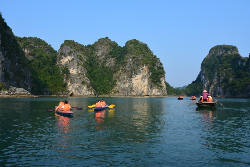 Ha Long Bay cruise port
