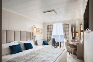 Double Guest Room with Veranda on Crystal Serenity
